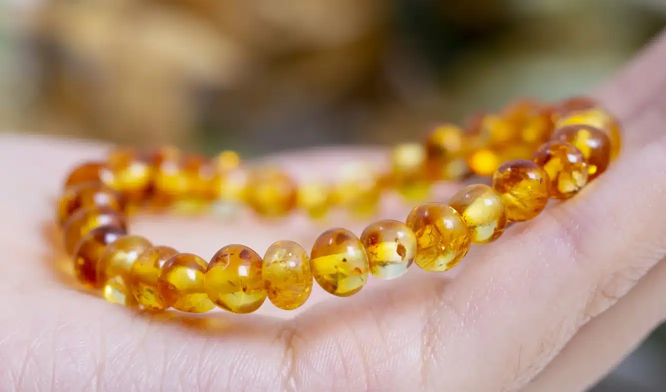 Which hand should I wear my citrine bracelet on