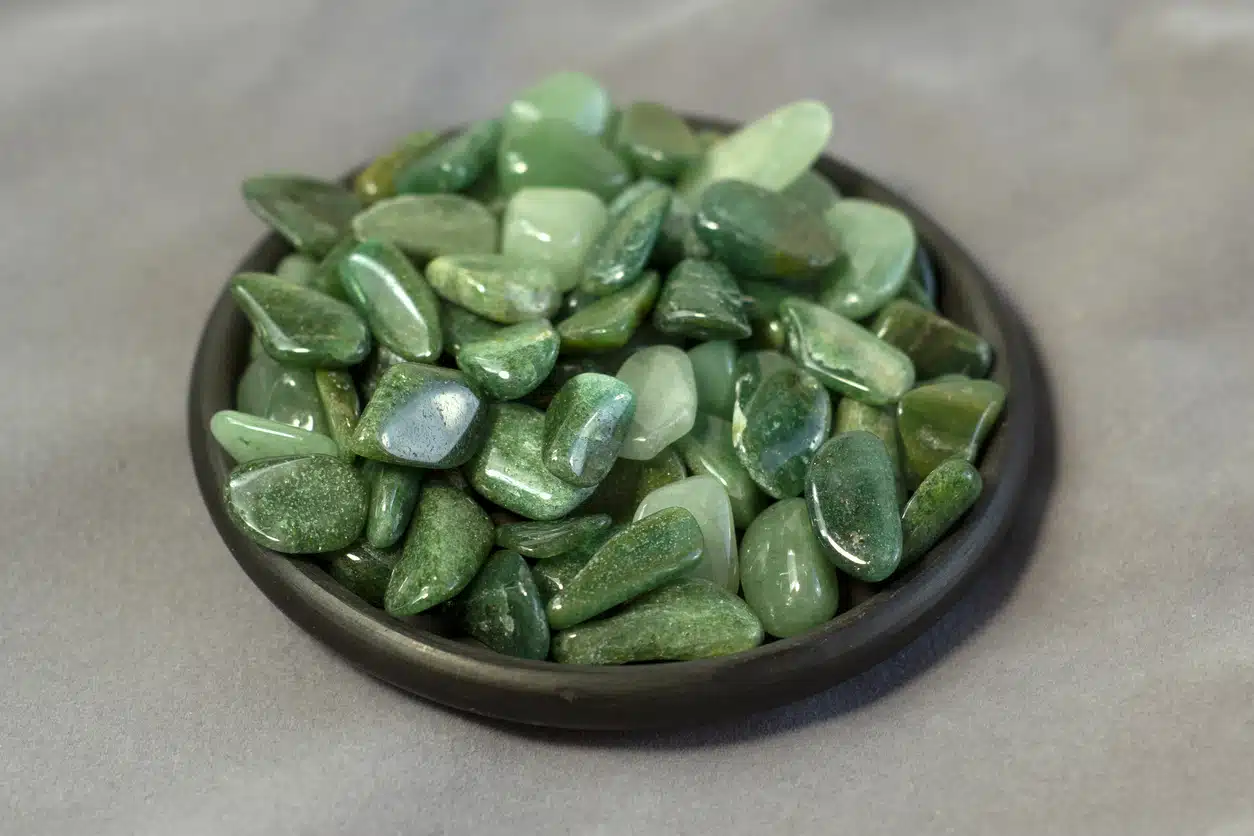 What does green aventurine do?